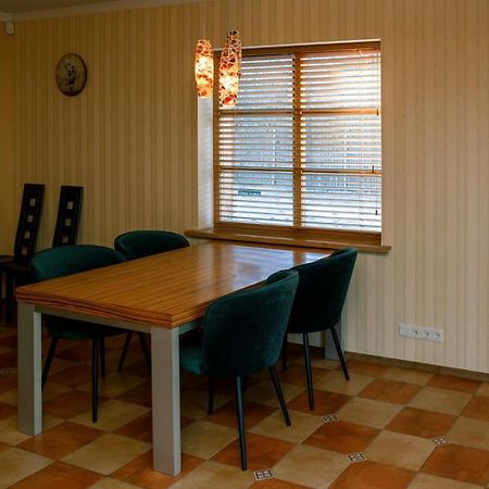 Bash Village House Ventspils Esterno foto