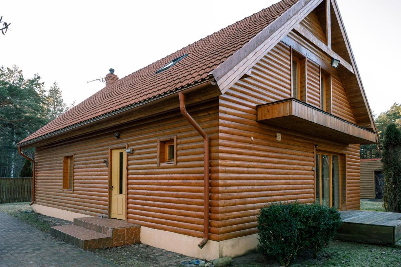 Bash Village House Ventspils Esterno foto