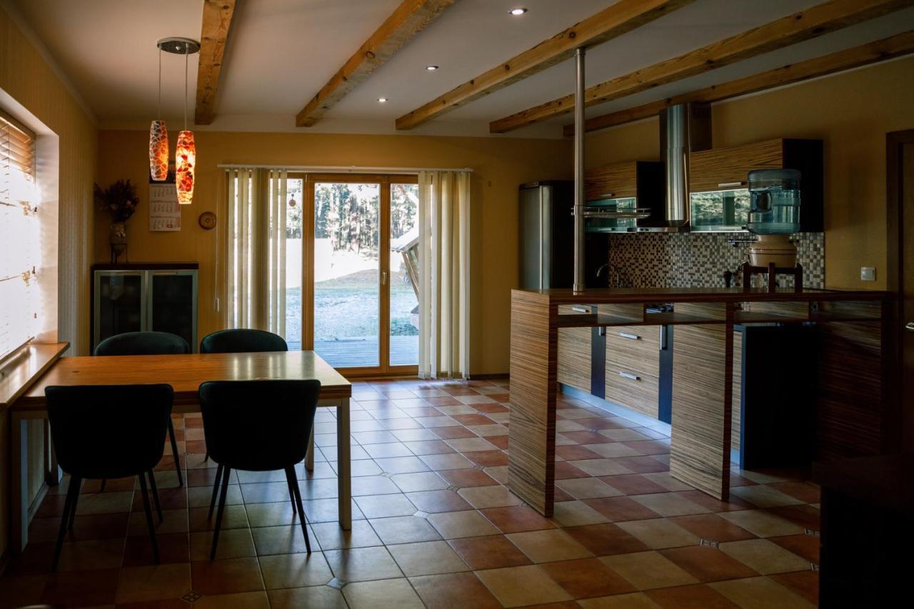 Bash Village House Ventspils Esterno foto